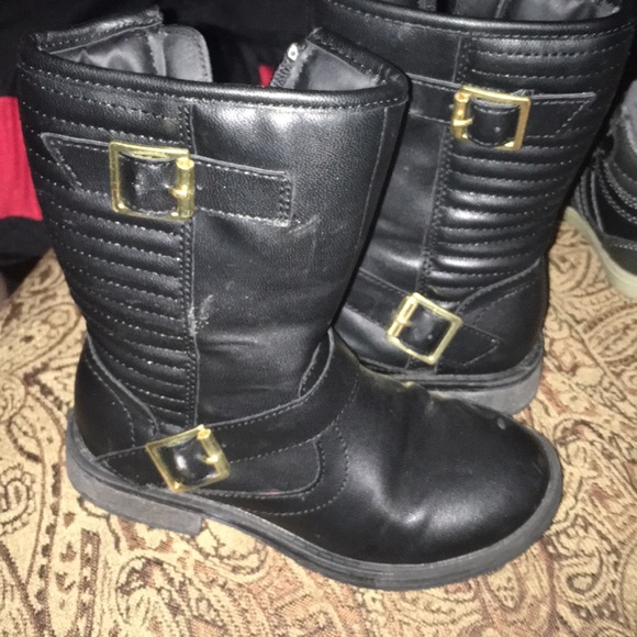 Girl boots size 11 - Picture 1 of 1